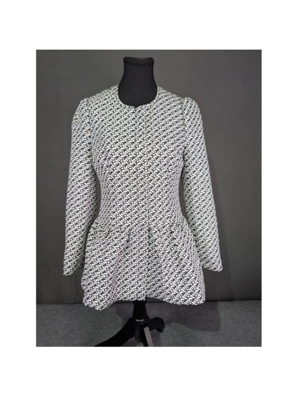 Anthro Harlyn Blazer Women’s XS Geometric Peplum Preppy Corpcore Black White